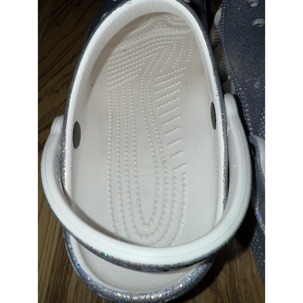 Crocs Unisex Classic Silver Glitter Sparkle Iridescent Size M5 W7 EUC - Picture 7 of 7